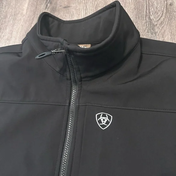 Ariat Logo 2.0 Softshel Vest Black Men’s Sz 2XL Zip Up Western Cowboy Water - Picture 4 of 12